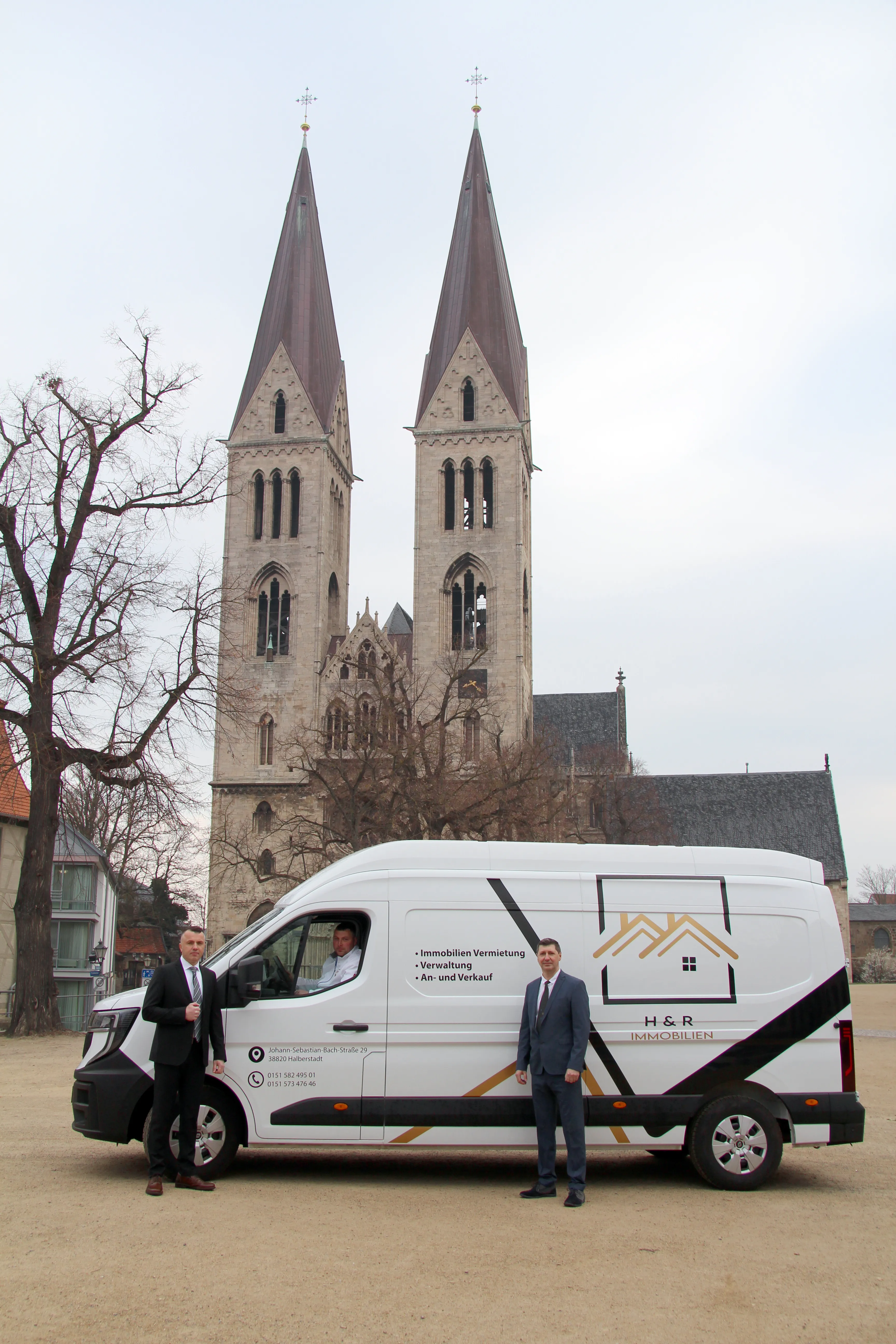 H&R Service Firmenfahrzeug